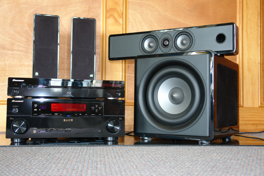 The Amazing Pioneer Elite Boston Acoustics Home Theater System